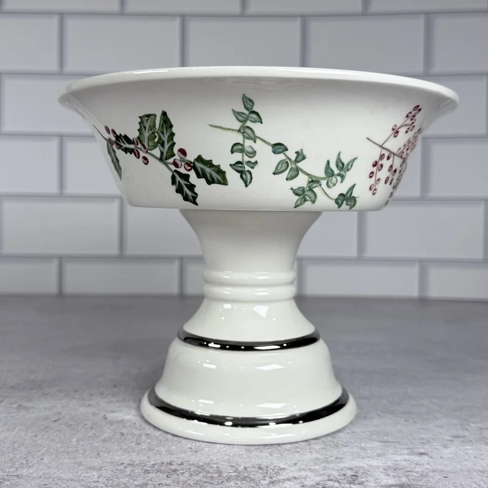 Bath and Body Works Holiday Christmas Holly Pedestal Candle Holder Candy Dish